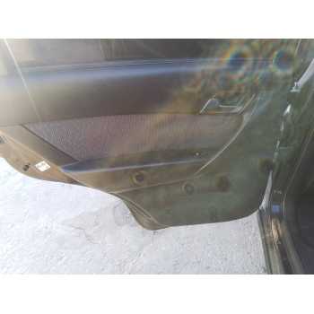 GUARNECIDO PUERTA TRASERA IZQUIERDA 