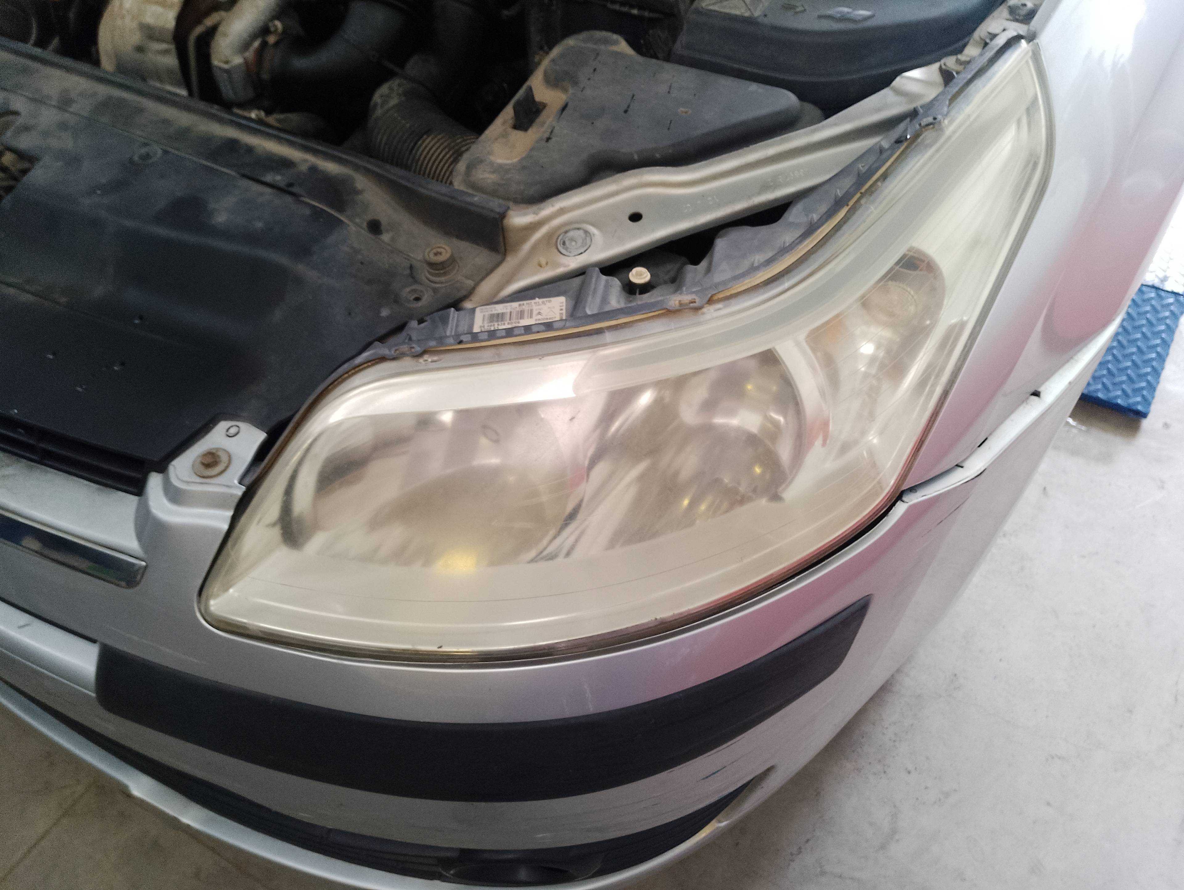 Recambio de faro izquierdo para citroën c4 berlina collection referencia OEM IAM   