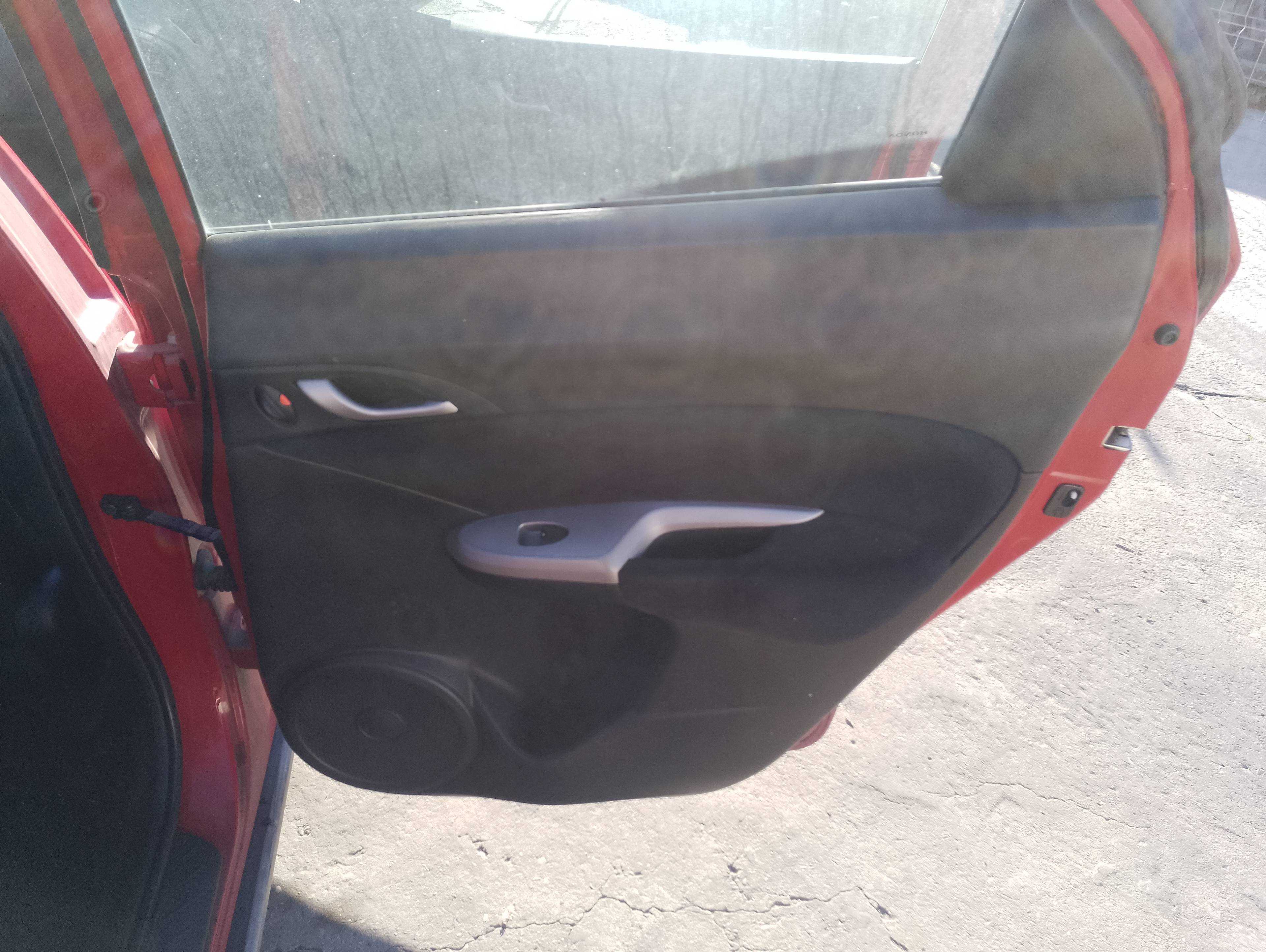 Recambio de guarnecido puerta trasera derecha para honda civic berlina 5 (fk) 1.8 comfort referencia OEM IAM   