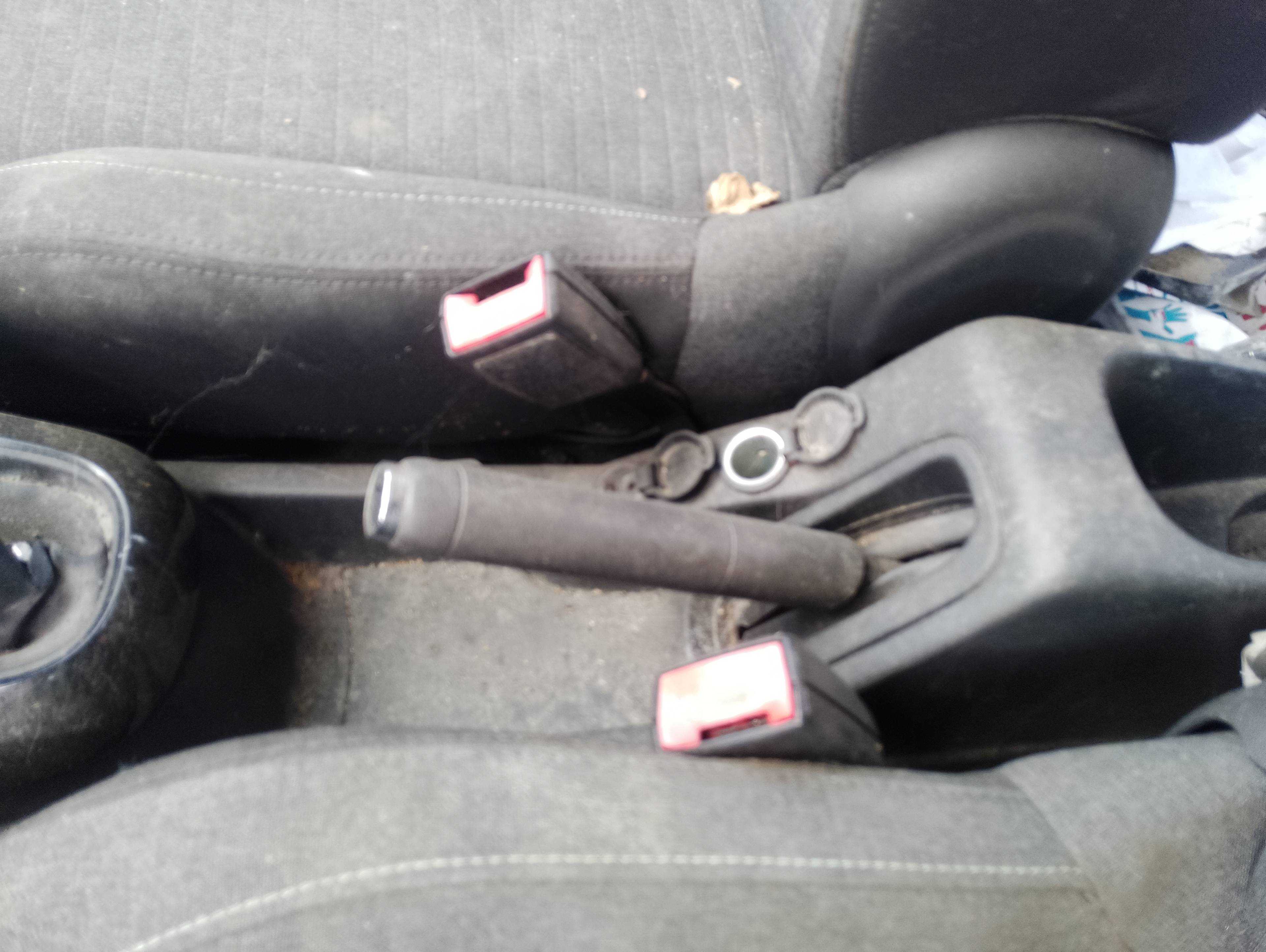 Recambio de palanca freno para citroën c3 live edition referencia OEM IAM   