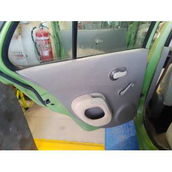 GUARNECIDO PUERTA TRASERA IZQUIERDA 