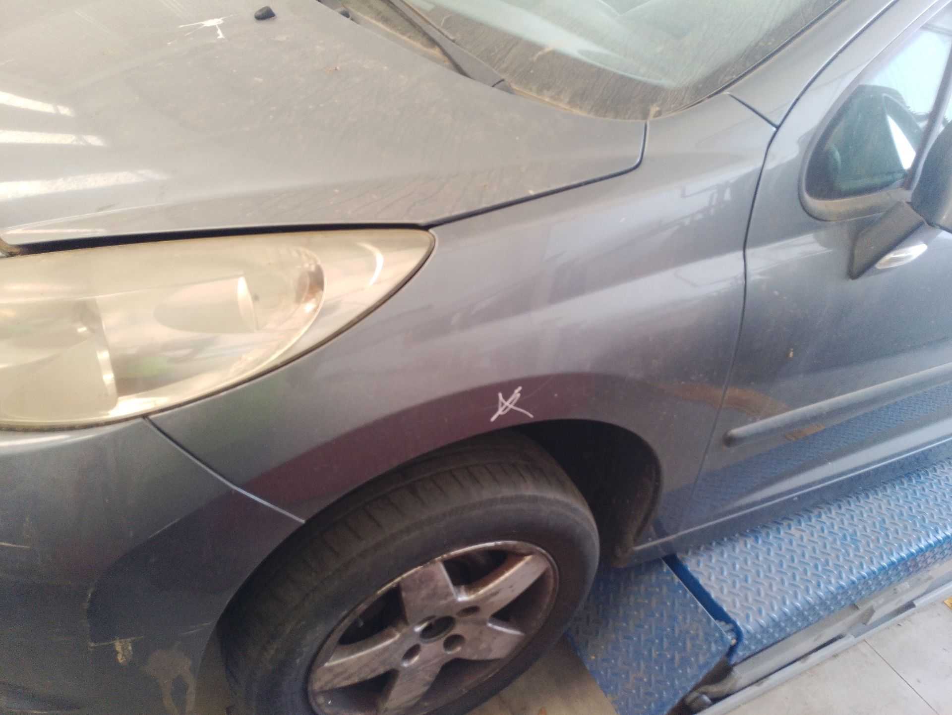 Recambio de aleta delantera izquierda para peugeot 207/207+ (wa_, wc_) 1.4 hdi referencia OEM IAM 7840R9  
