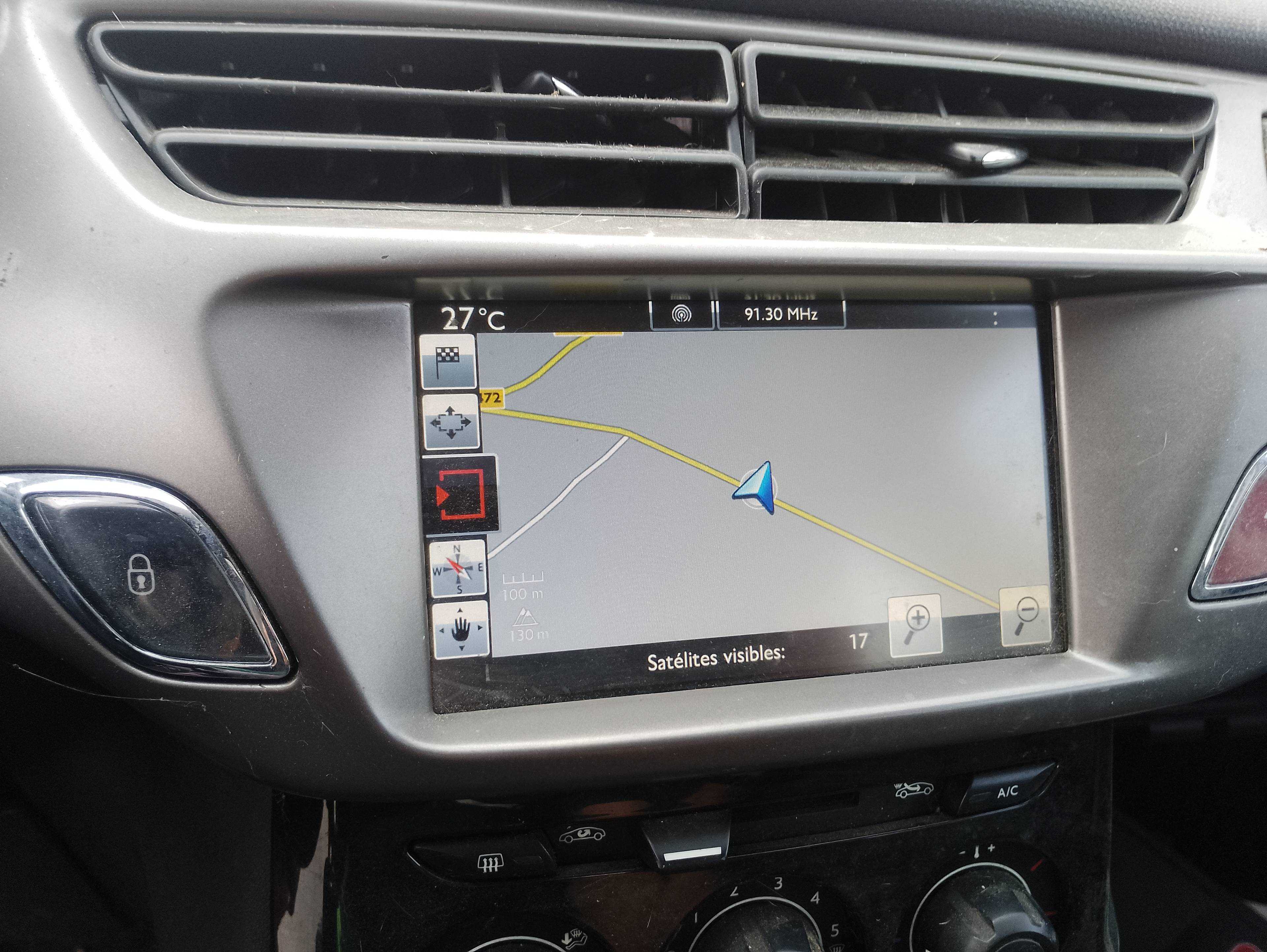 Recambio de pantalla multifuncion para citroën c3 live edition referencia OEM IAM   