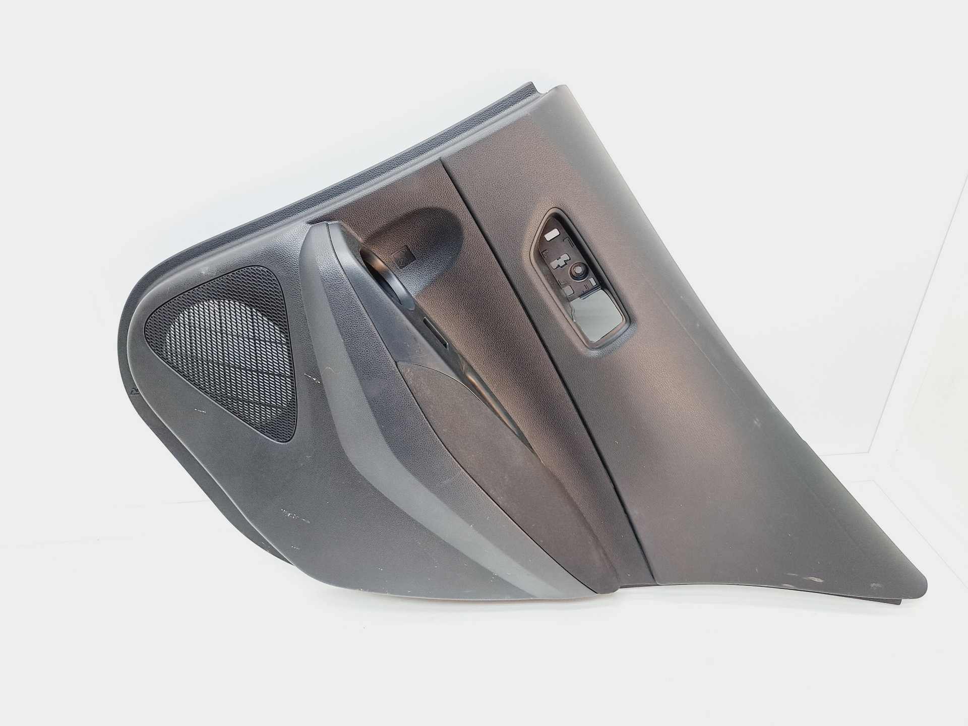 Recambio de guarnecido puerta trasera derecha para toyota corolla hybrid (e21) 1.8 referencia OEM IAM 6761702240  