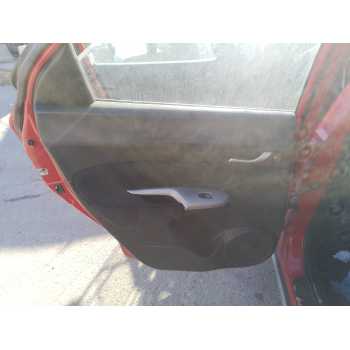 GUARNECIDO PUERTA TRASERA IZQUIERDA 