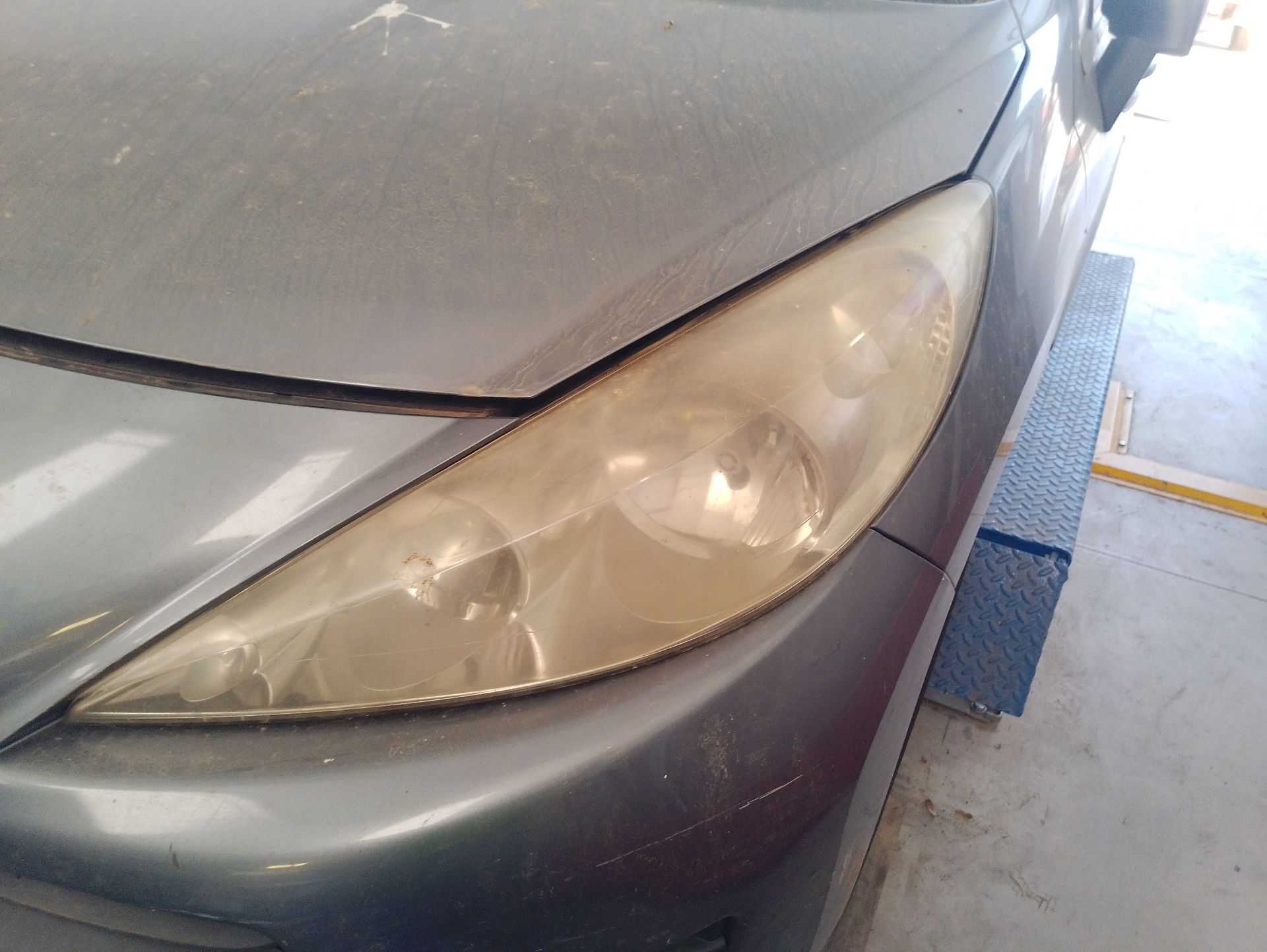 Recambio de faro izquierdo para peugeot 207/207+ (wa_, wc_) 1.4 hdi referencia OEM IAM 620895  