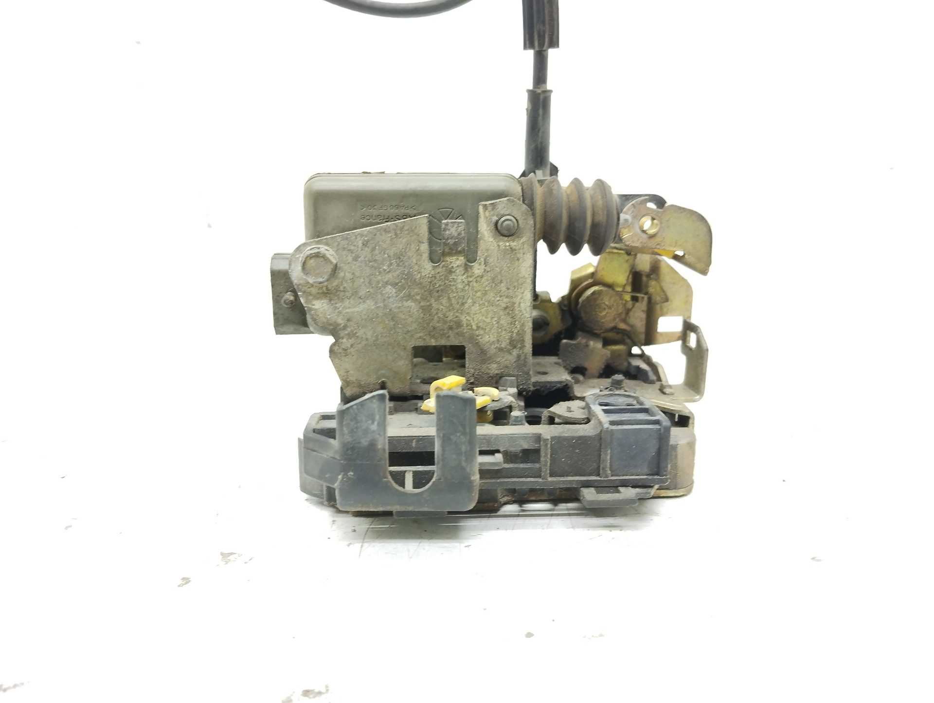 Recambio de cerradura puerta delantera izquierda para renault clio ii fase i (b/cbo) 1.9 d referencia OEM IAM   