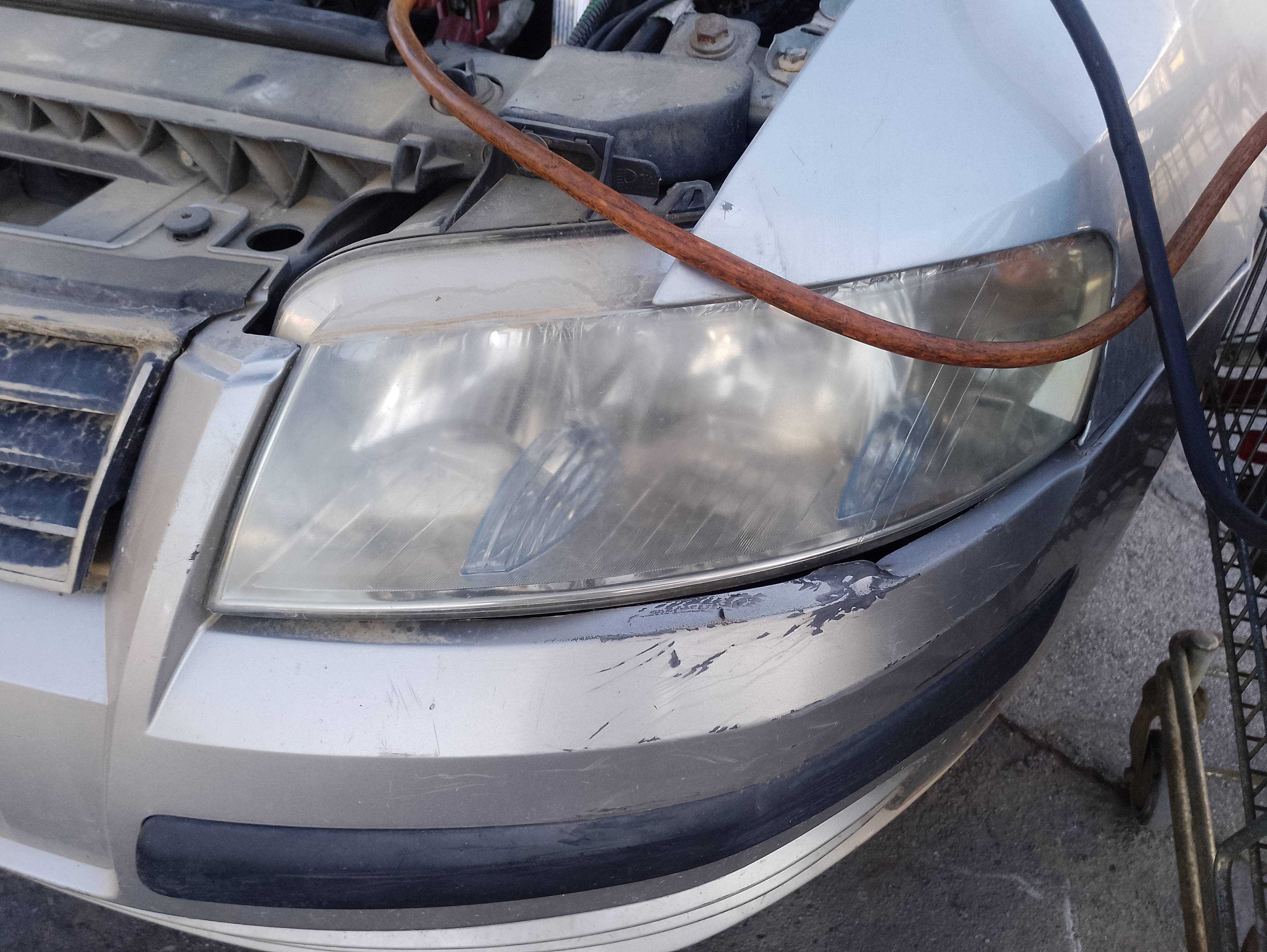 Recambio de faro izquierdo para fiat stilo (192) 1.9 120 dynamic multijet referencia OEM IAM   