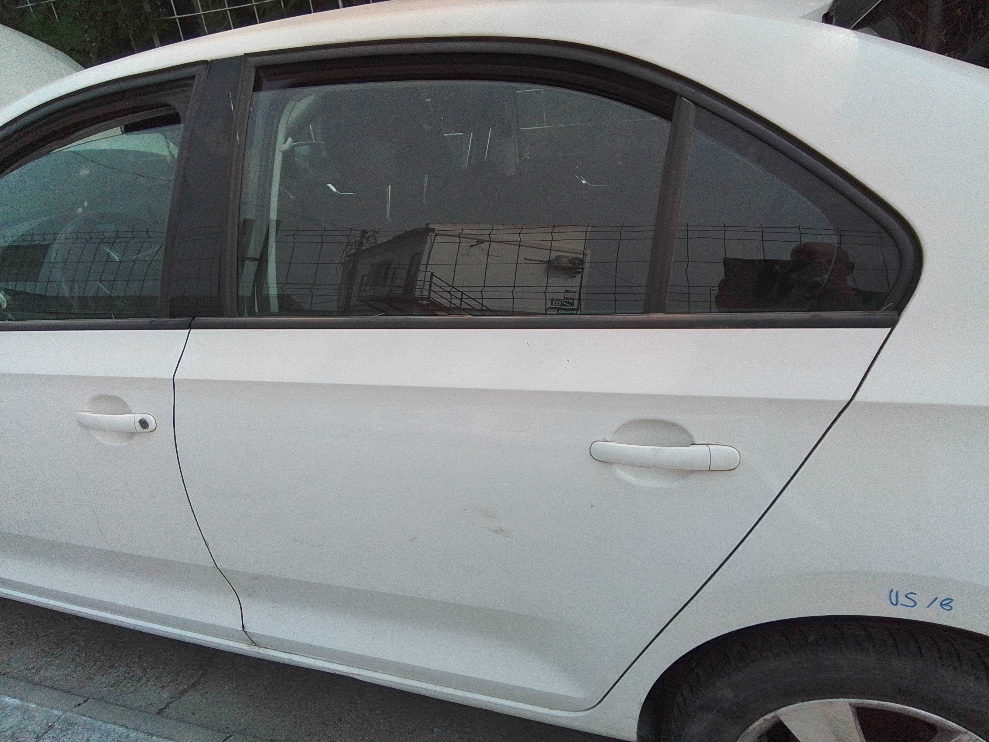 Recambio de puerta trasera izquierda para skoda rapid active referencia OEM IAM   