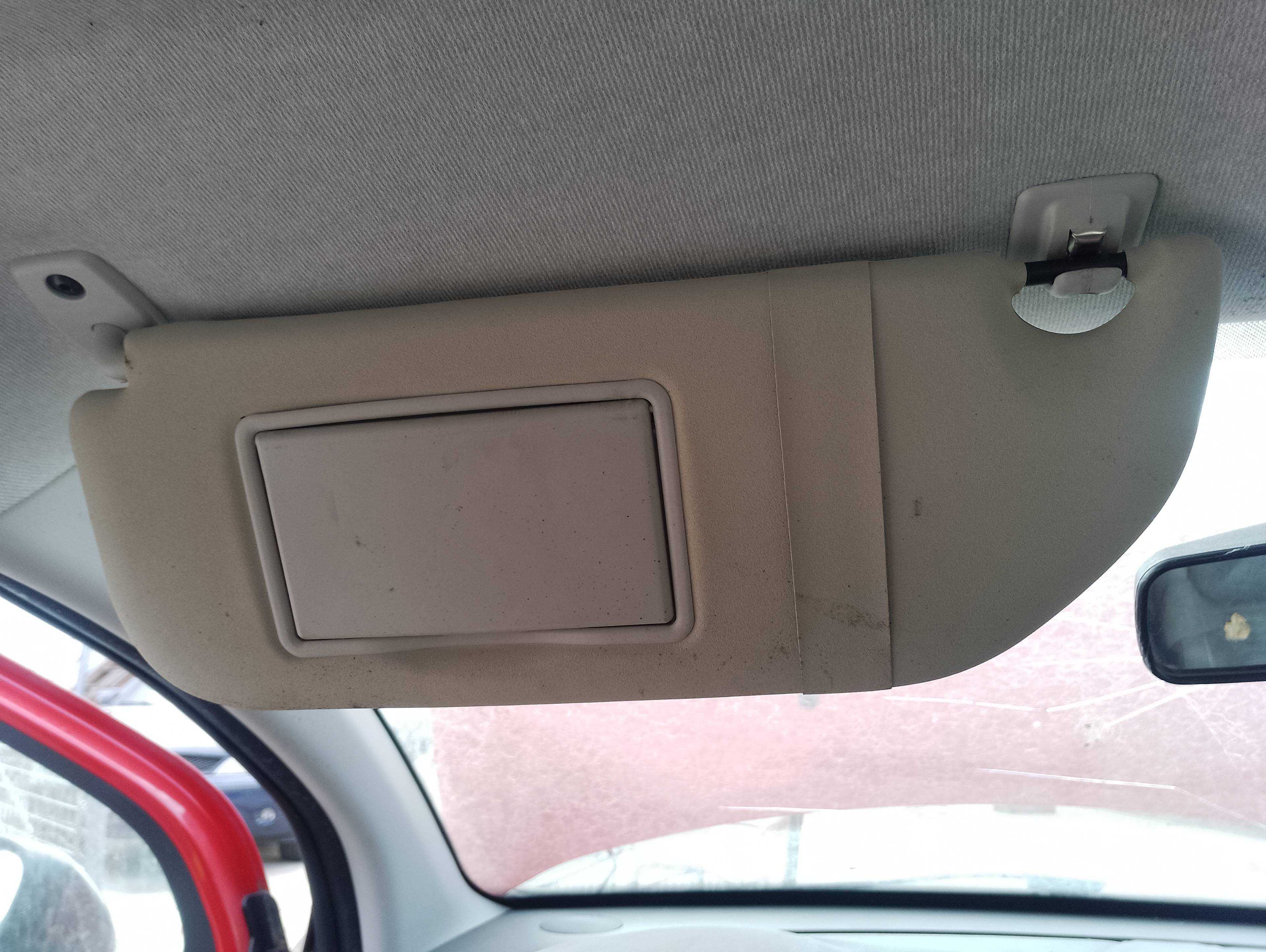 Recambio de parasol izquierdo para citroën c3 live edition referencia OEM IAM   