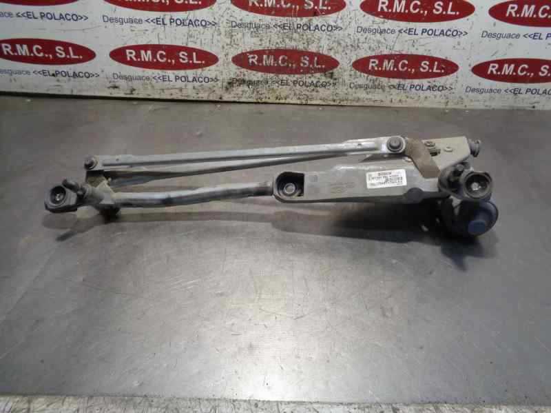 Recambio de motor limpia delantero para ford fiesta (ccn) black edition referencia OEM IAM 8A6117500 3397021586 BOSCH