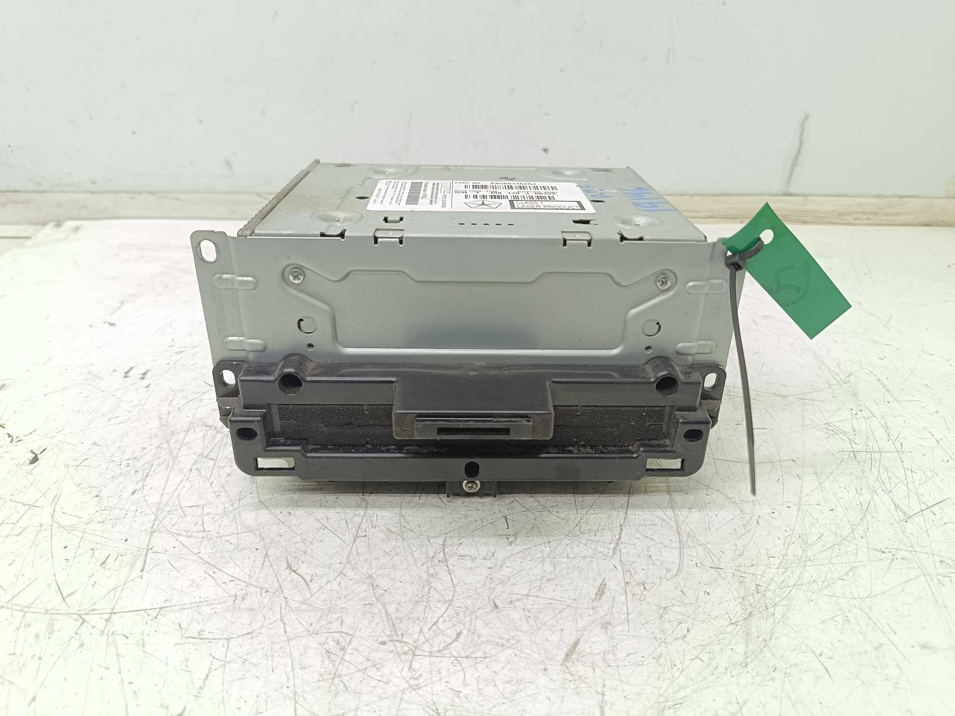 Recambio de sistema audio / radio cd para fiat freemont (345) urban referencia OEM IAM P05091462AJ KZ5091102AI 00KZ5091102AI