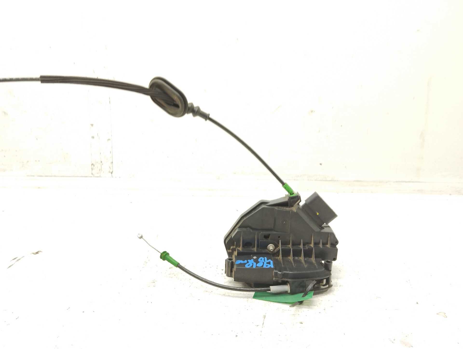 Recambio de cerradura puerta trasera derecha para ford fiesta (ccn) black edition referencia OEM IAM AM5AR26412AE 40744138254133