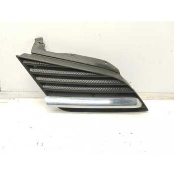 REJILLA PARAGOLPES DERECHA 62320AU300 