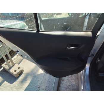 GUARNECIDO PUERTA TRASERA IZQUIERDA 6761802240 