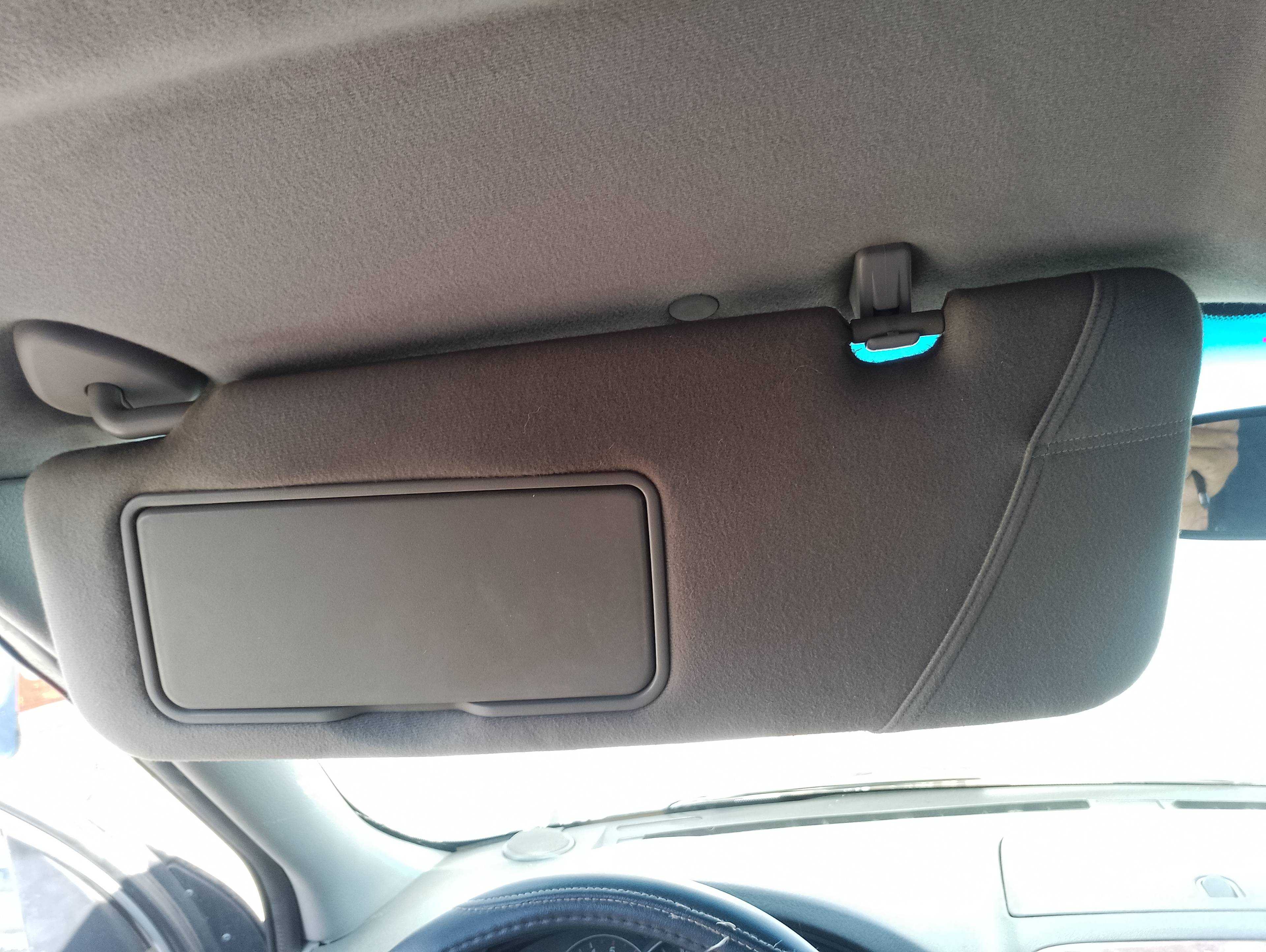 Recambio de parasol izquierdo para kia carnival ii 2.9 cdri ex referencia OEM IAM   