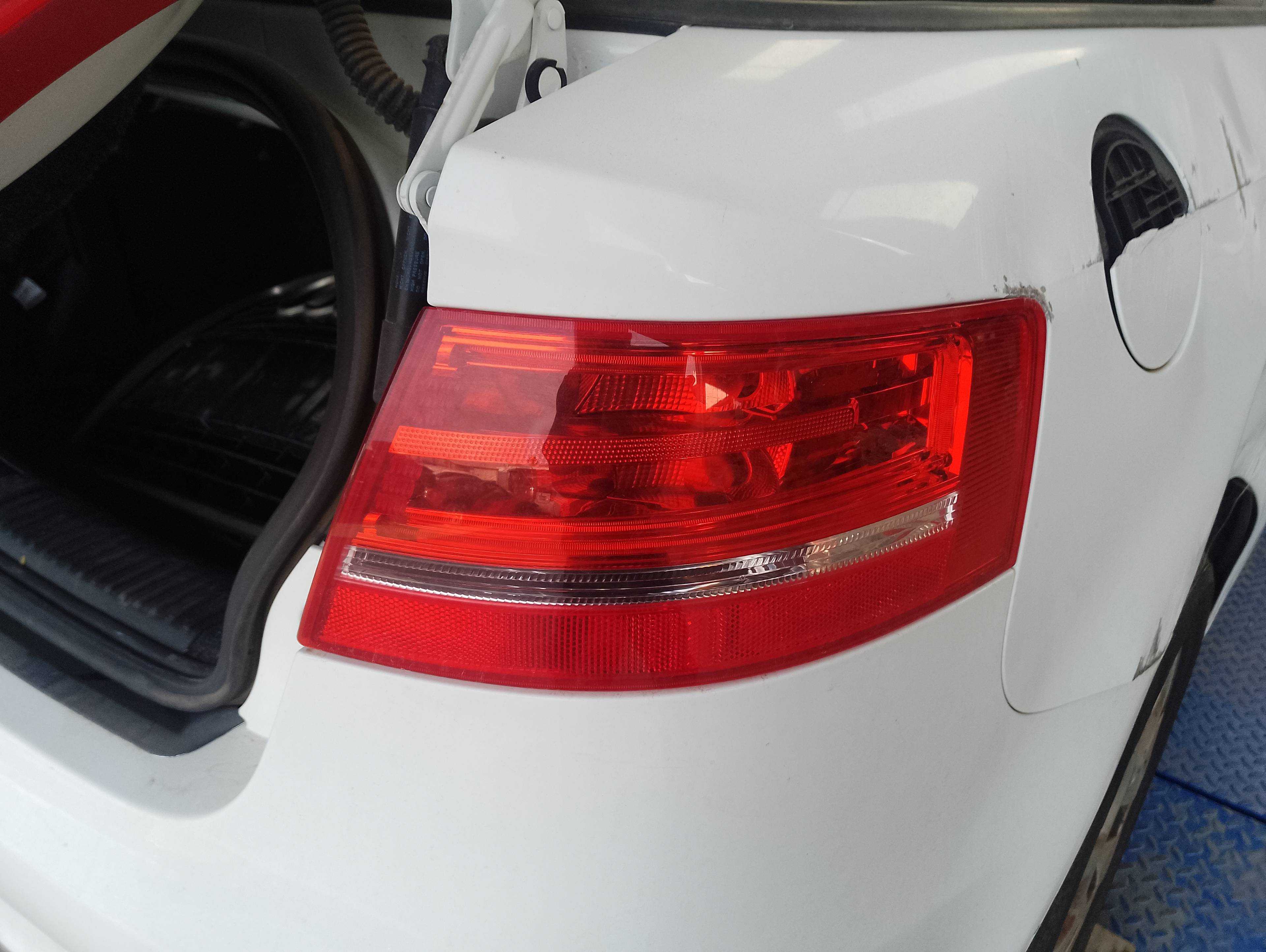 Recambio de piloto trasero derecho para audi a3 cabriolet (8p) ambition referencia OEM IAM   