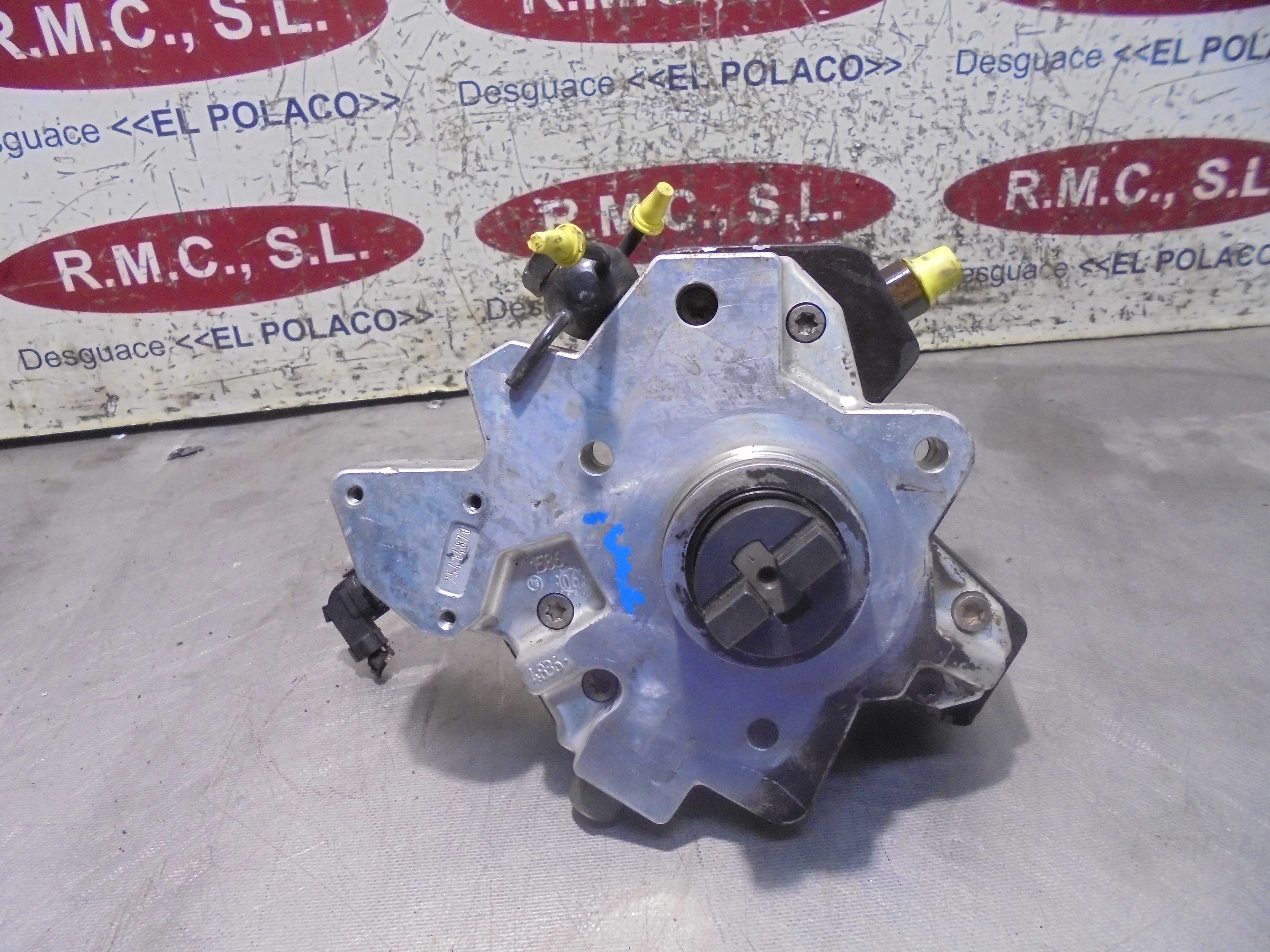 Recambio de bomba inyeccion para kia carens (un) concept referencia OEM IAM 0445010121 3310027400 CR