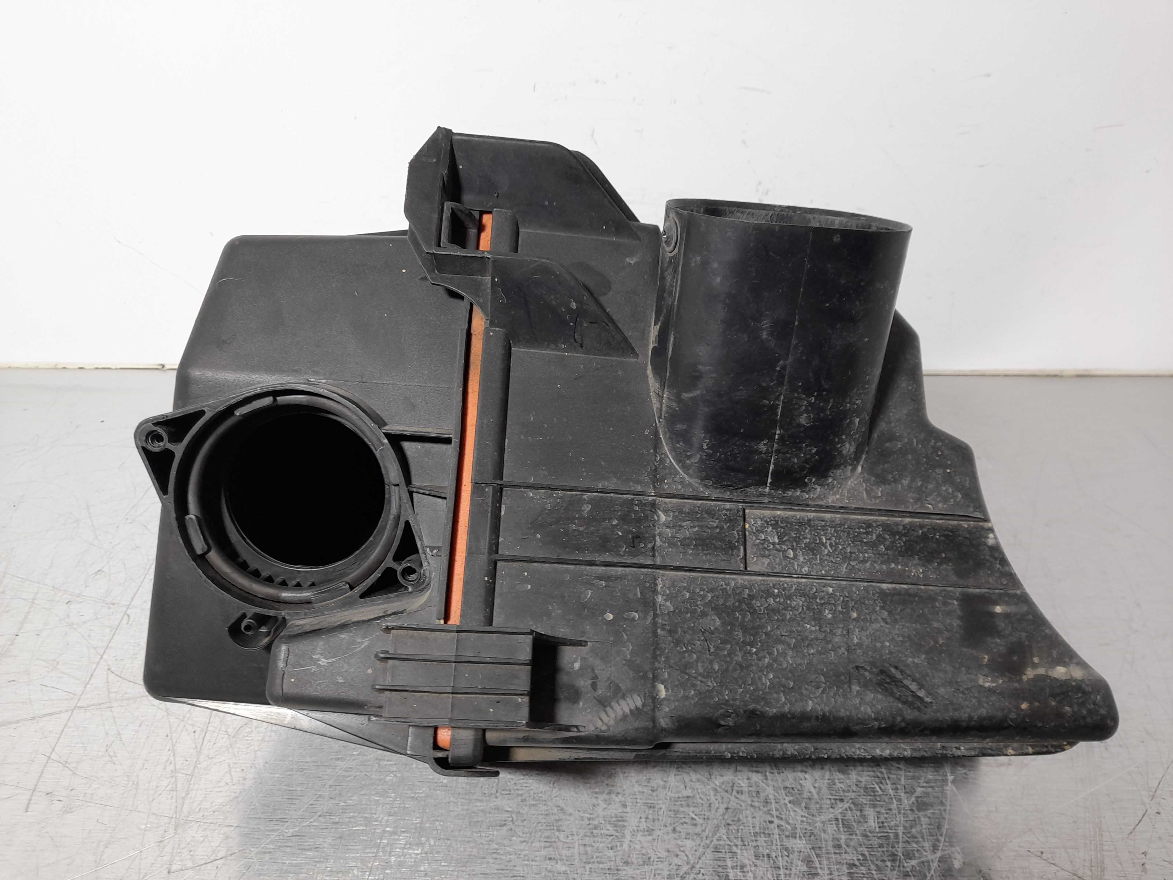 Recambio de caja filtro aire para volkswagen golf v berlina (1k1) 1.9 tdi referencia OEM IAM 6Q0129607A  