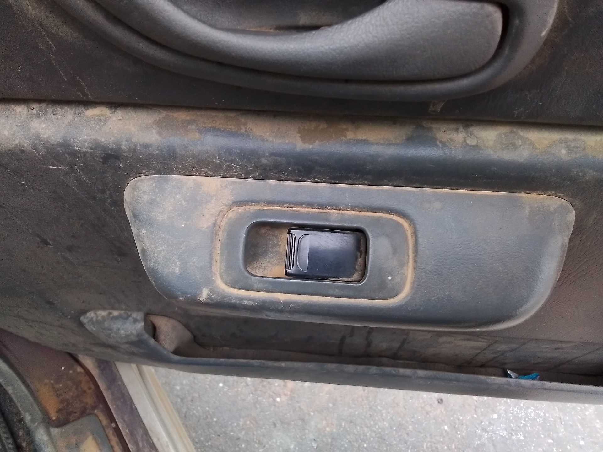 Recambio de mando elevalunas delantero derecho para suzuki jimny sn (fj) 1.3 16v cat referencia OEM IAM   