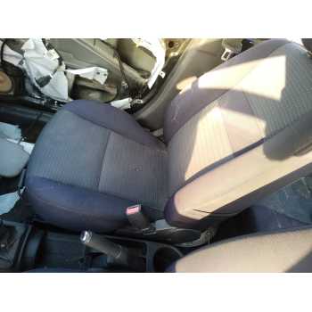 ASIENTO DELANTERO DERECHO 