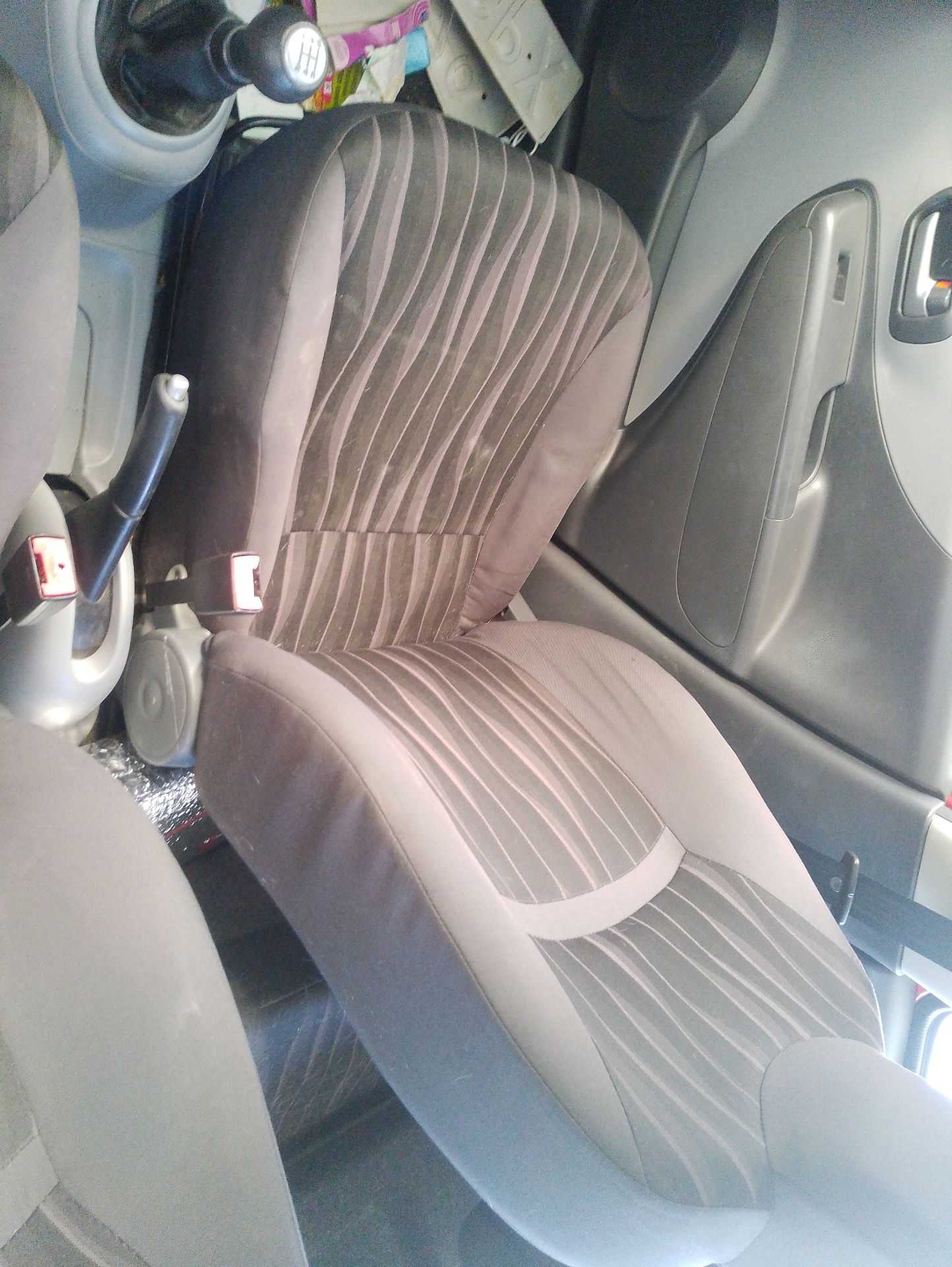 Recambio de asiento delantero derecho para nissan pixo (ua0) 1.0 referencia OEM IAM   