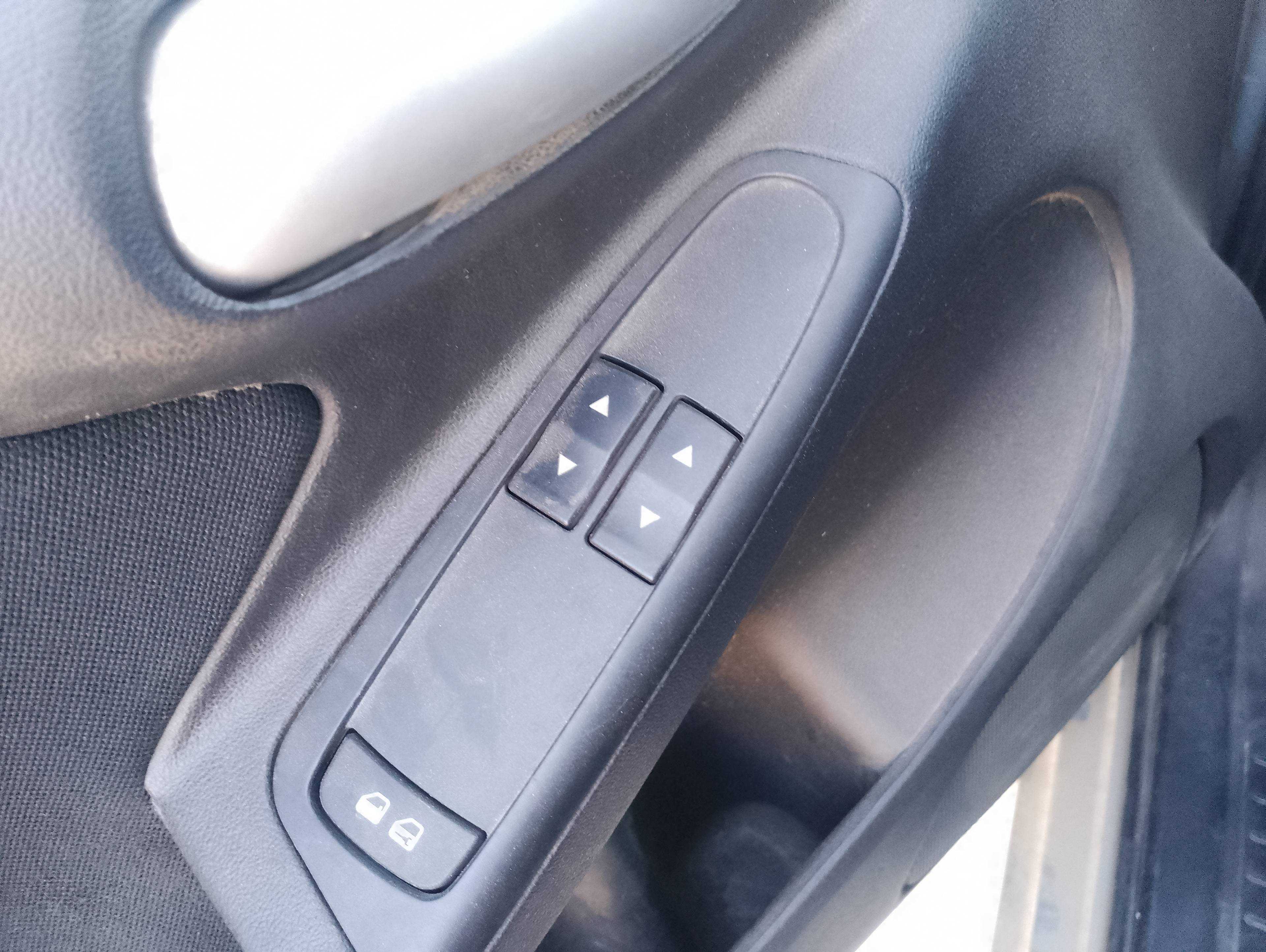 Recambio de mando elevalunas delantero izquierdo para fiat stilo (192) 1.9 120 dynamic multijet referencia OEM IAM   