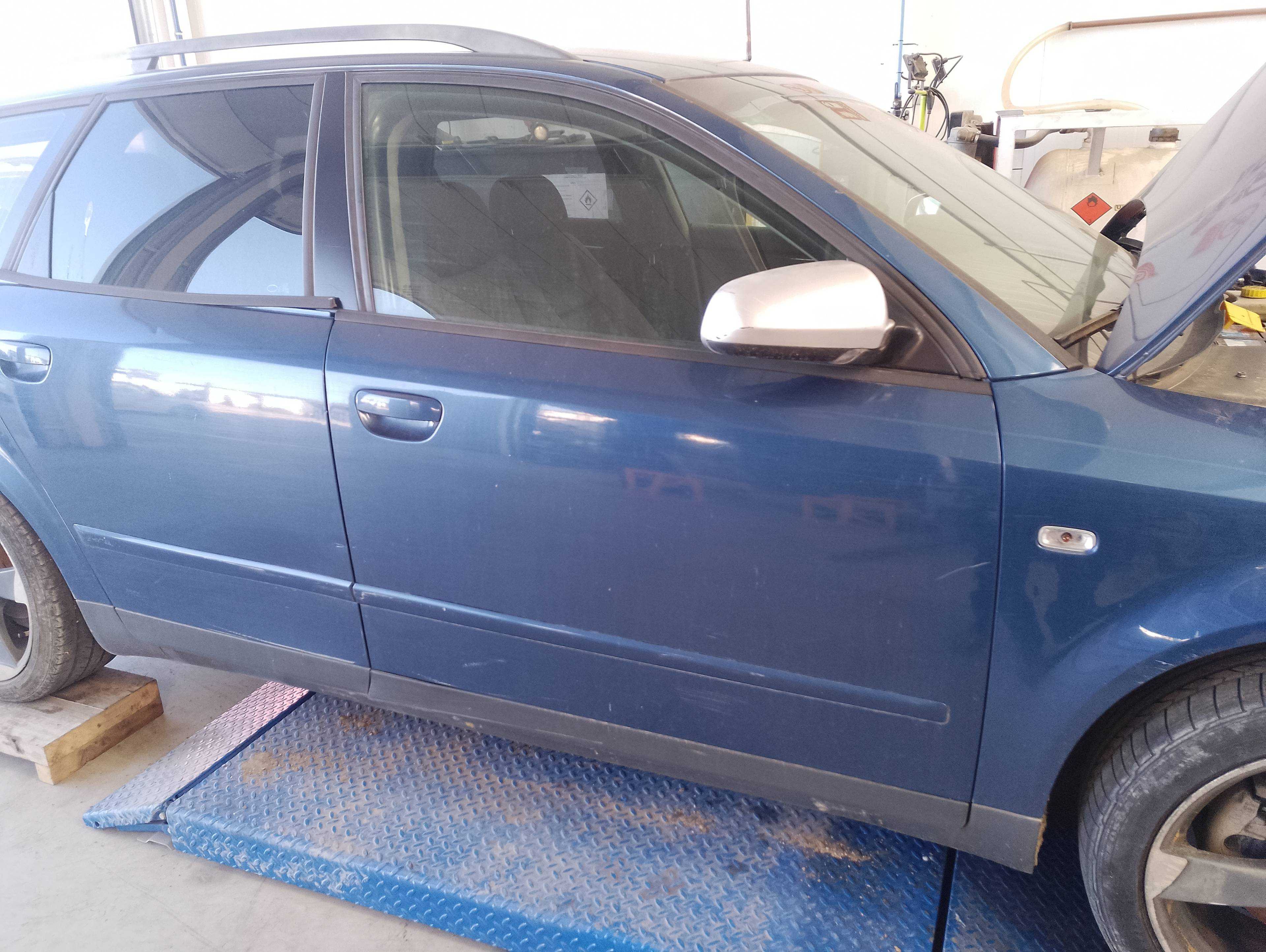 Recambio de puerta delantera derecha para audi a4 avant (8e) 1.9 tdi (96kw) referencia OEM IAM   