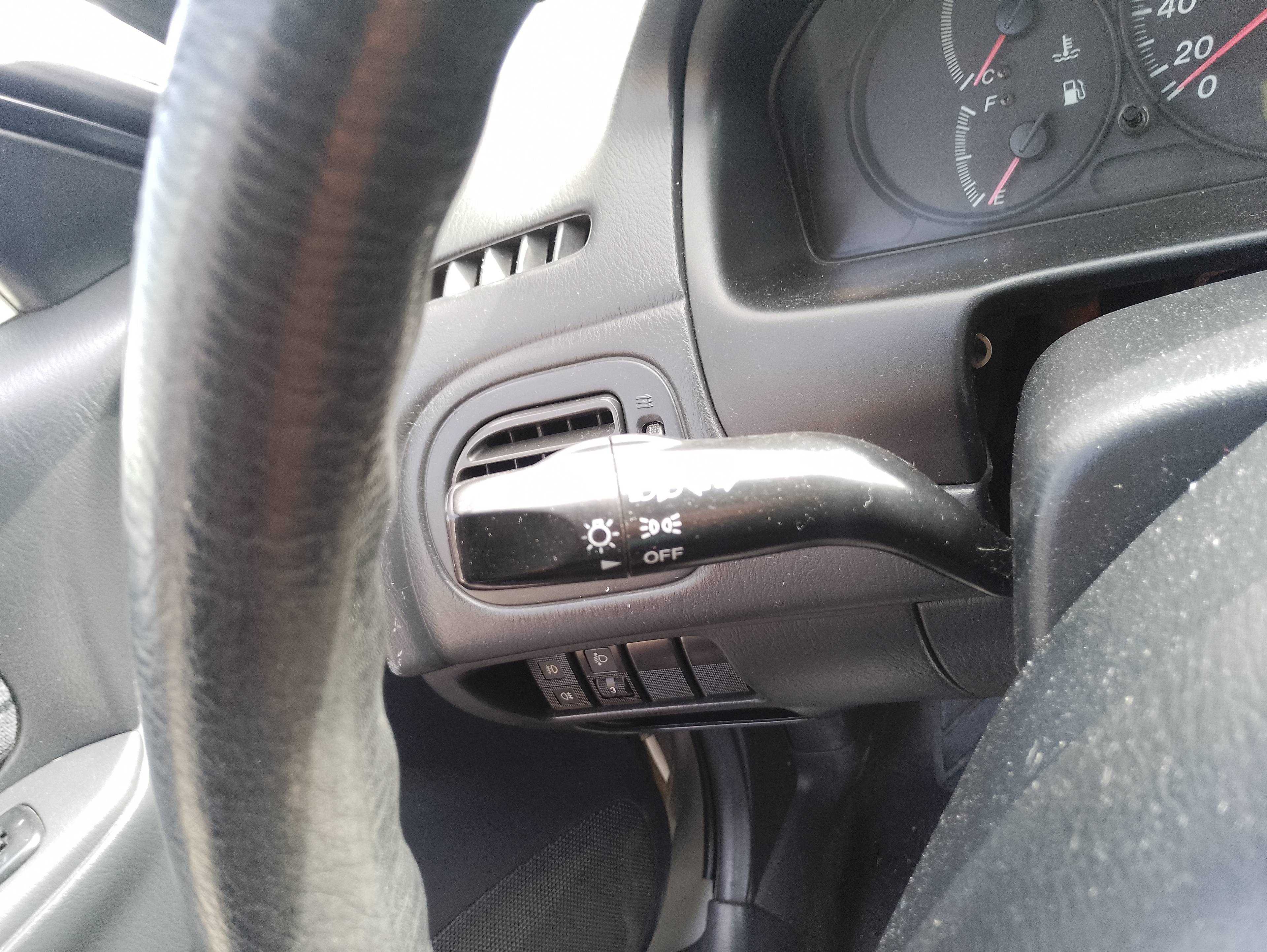 Recambio de mando intermitentes para mazda 323 berlina f/s (bj) 2.0 d f glx referencia OEM IAM   