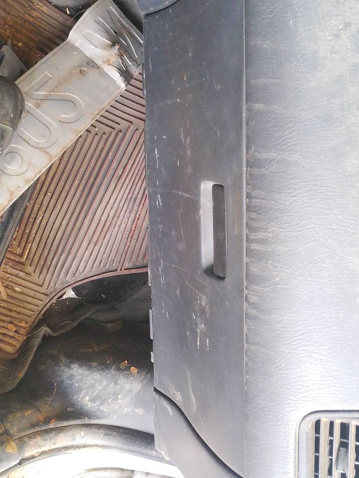 Recambio de guantera para nissan primera (p11) 1.6 16v referencia OEM IAM   