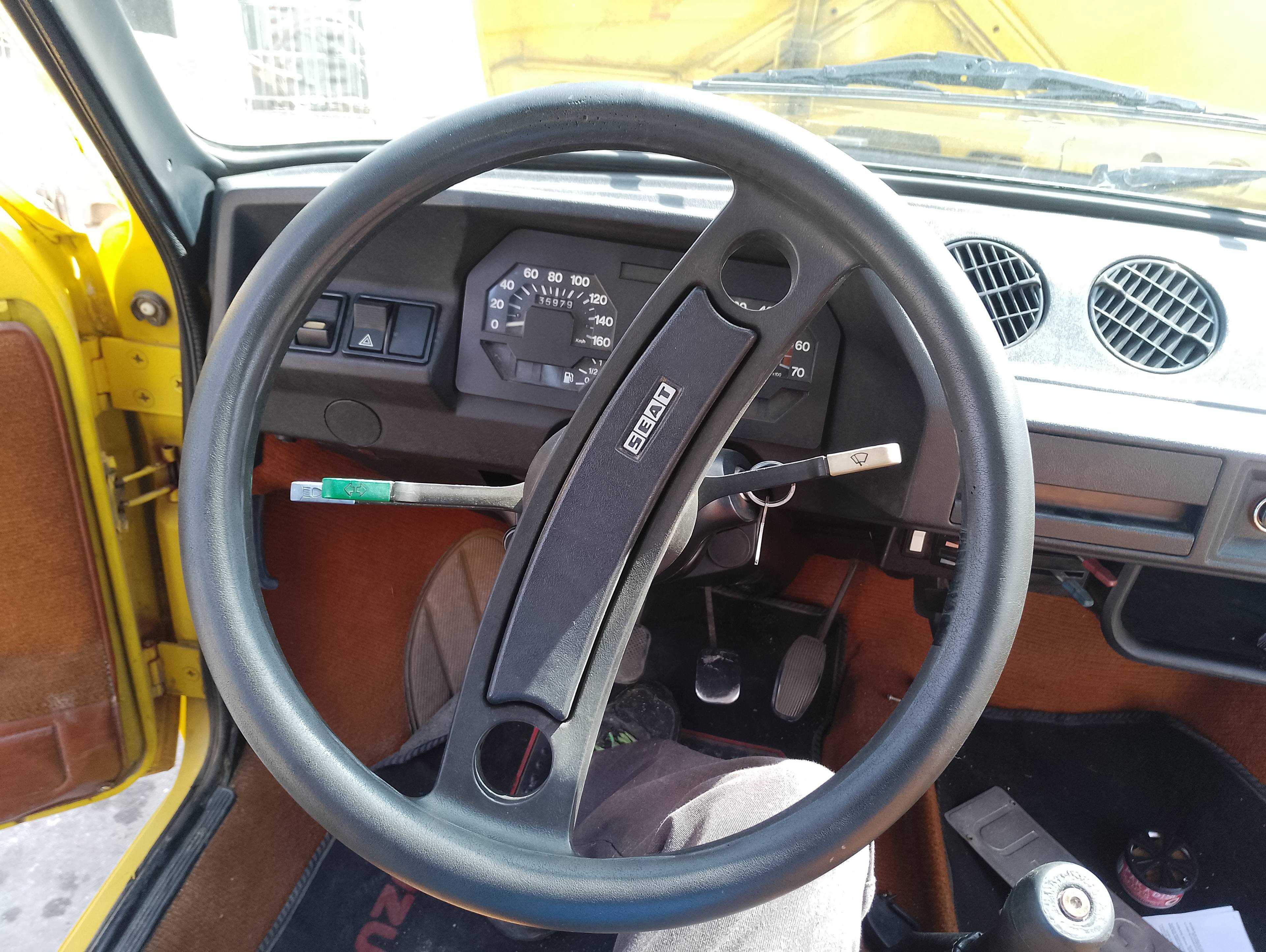 Recambio de volante para seat 127 referencia OEM IAM   