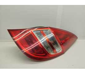 Recambio de piloto trasero derecho para hyundai i30 2.0 crdi cat referencia OEM IAM 924022L0  