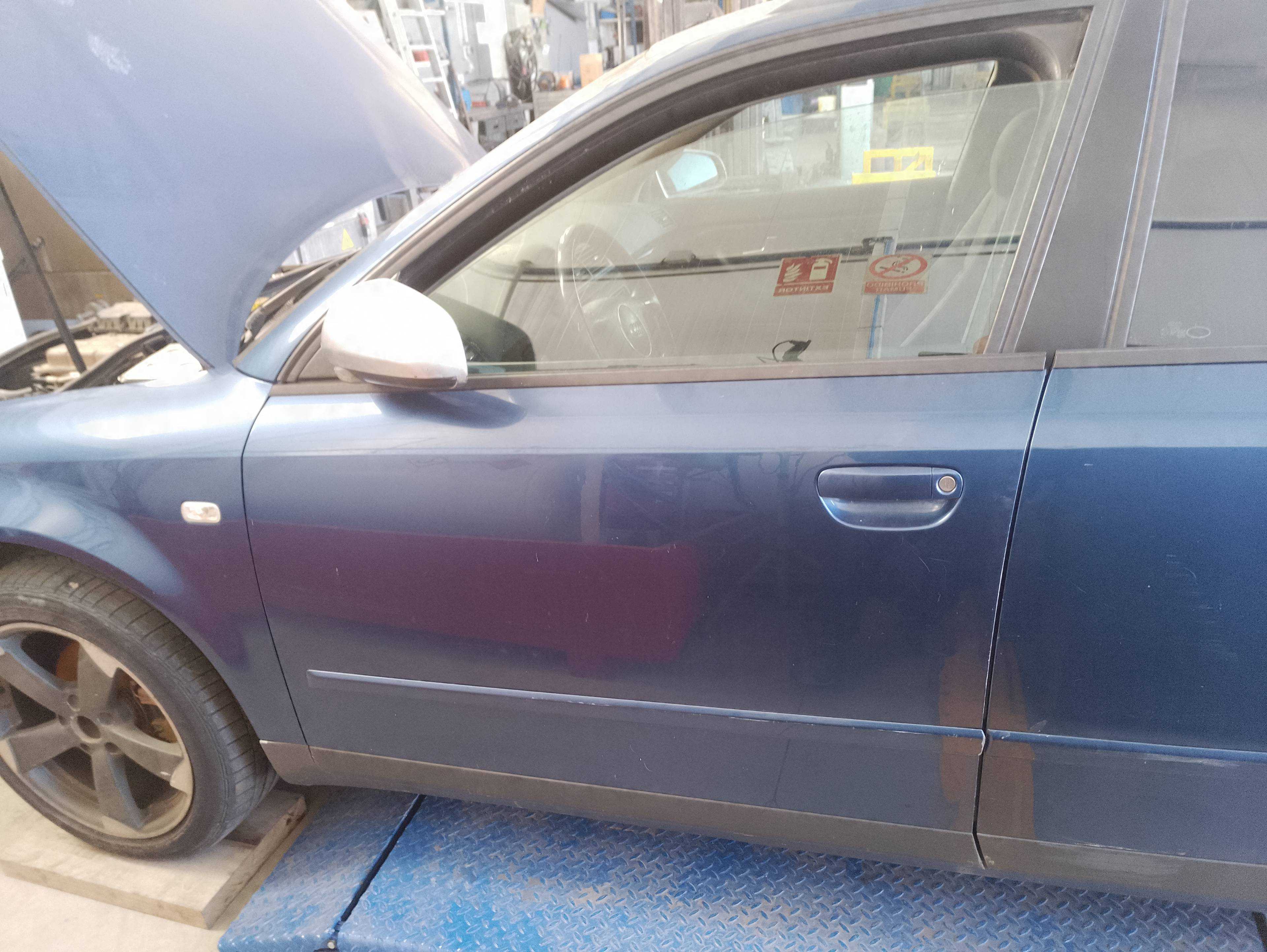 Recambio de puerta delantera izquierda para audi a4 avant (8e) 1.9 tdi (96kw) referencia OEM IAM   