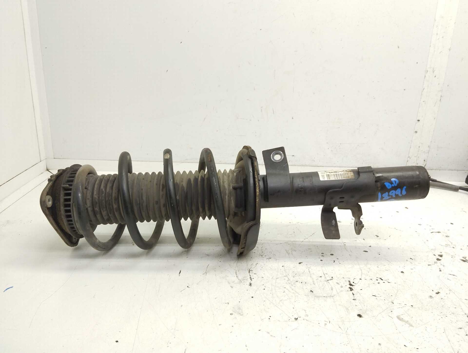 Recambio de amortiguador delantero derecho para ford c-max titanium referencia OEM IAM AV6118045ABE  